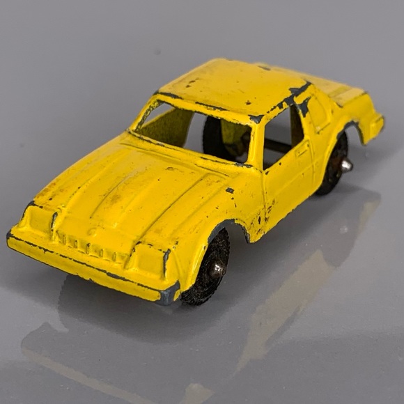 Tootsie Toy Chevy Monza Yellow - Picture 1 of 7